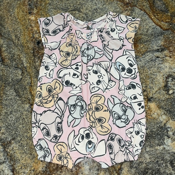 Disney 101 Dalmatian 3pc Romper set, Lion King, chipmunks Chip&Dale - Picture 5 of 10